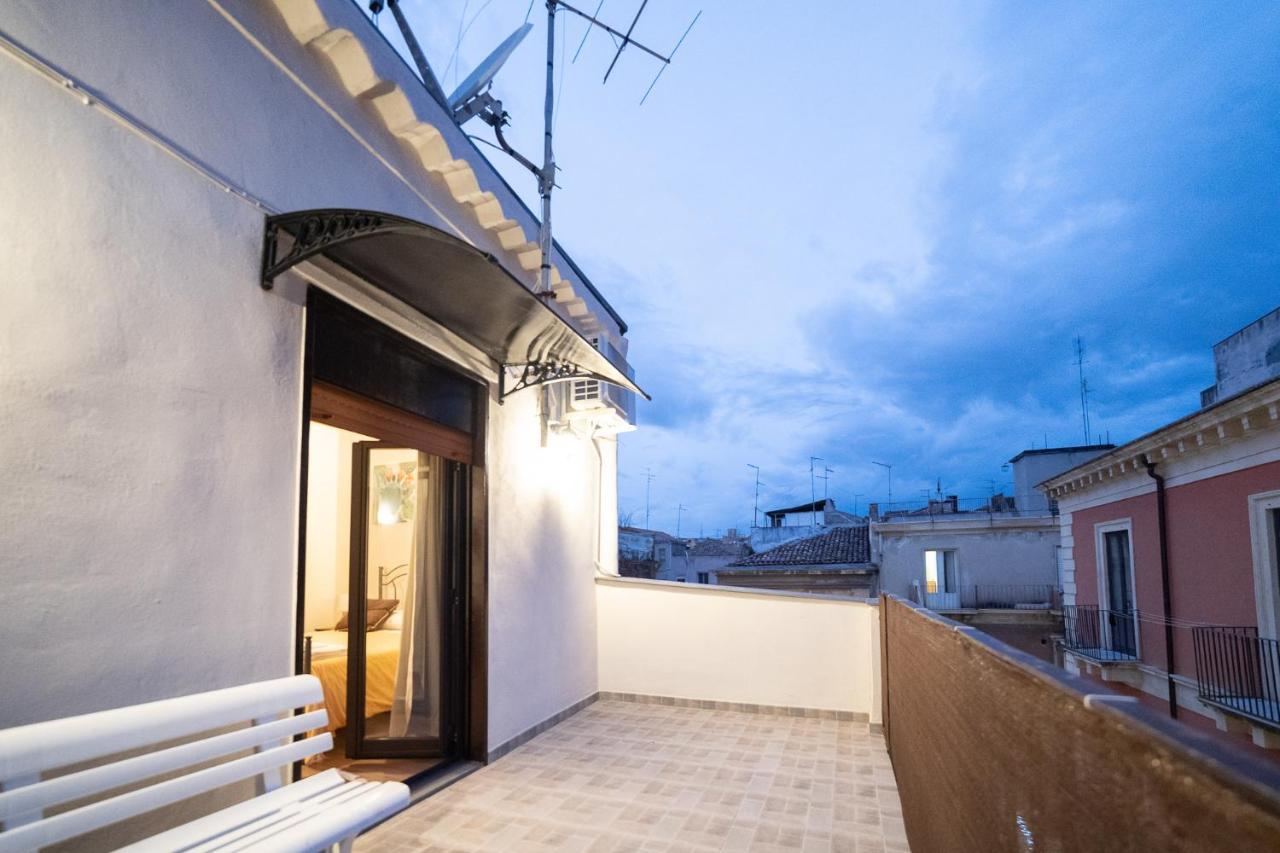 Le Vie Del Centro B&B カターニア エクステリア 写真
