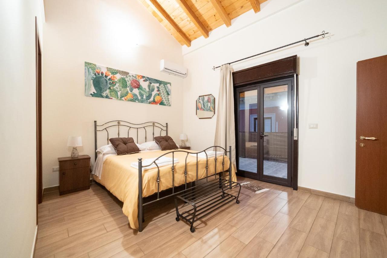 Le Vie Del Centro B&B カターニア エクステリア 写真
